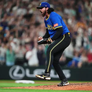 Bryan Woo Shines Again as Mariners Edge A’s with Key Homers