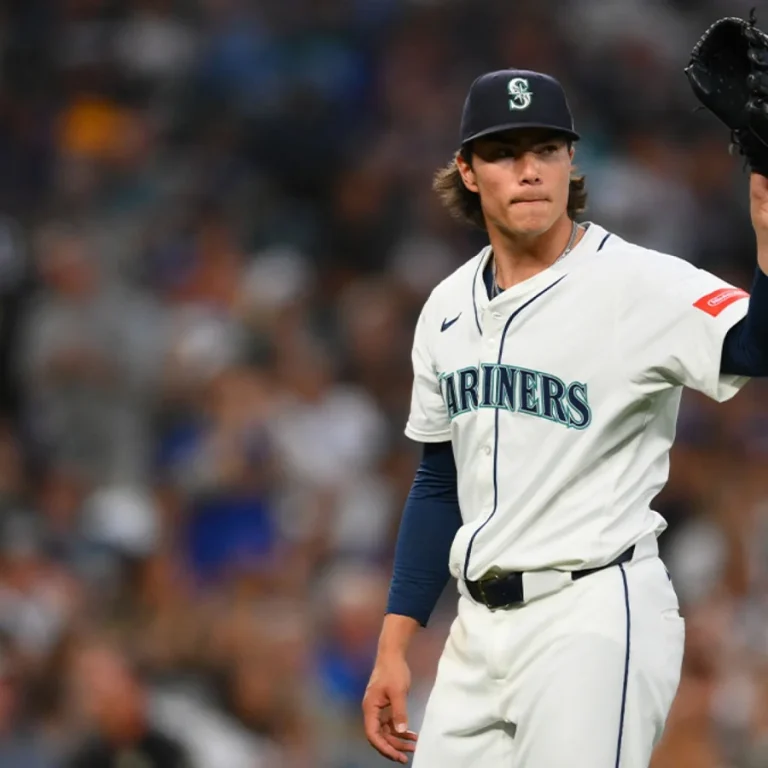 Bryan Woo Mariners playoff ace