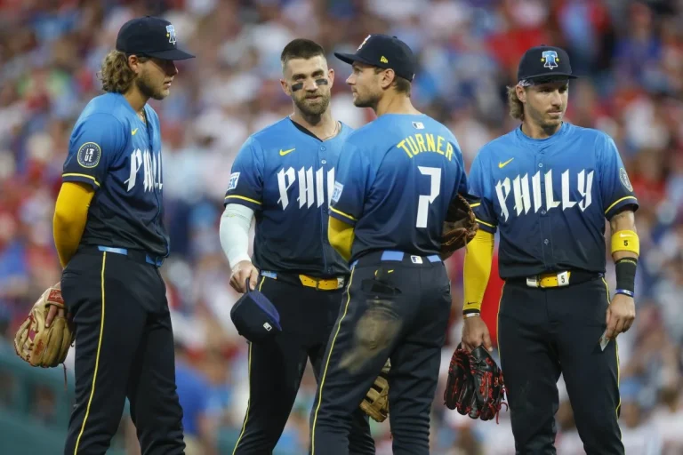 Bryce Harper Phillies trade talks