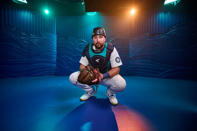 Cal Raleigh defensive catcher highlight