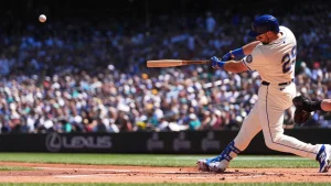 Cal Raleigh Homers No. 47, Closing in on Historic Catcher Home Run Record in 2025 Season