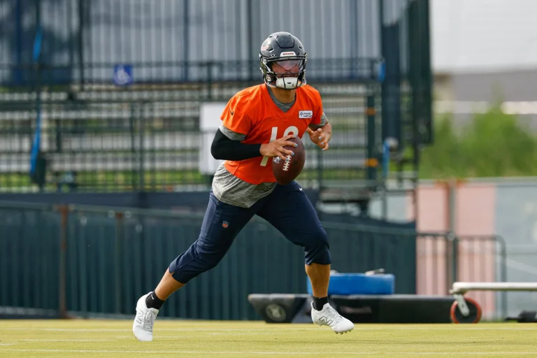 Caleb Williams Bears preseason status