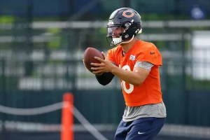 Caleb Williams Embraces Pressure, Aims for 4,000 Yards as Bears Hope for Breakout Season