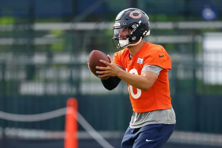Caleb Williams Bears quarterback expectations