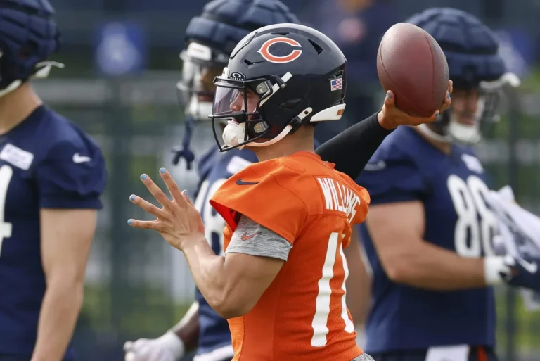 Caleb Williams quarterback pre-snap IQ