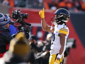 Steelers High on Calvin Austin III as WR2 Behind DK Metcalf with Aaron Rodgers Leading Offense