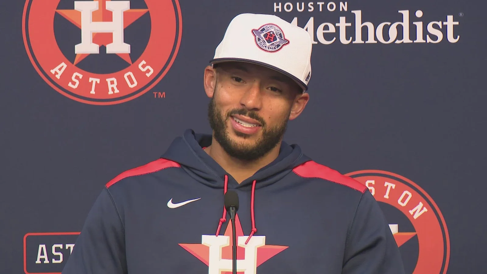Carlos Correa returns to Houston Astros