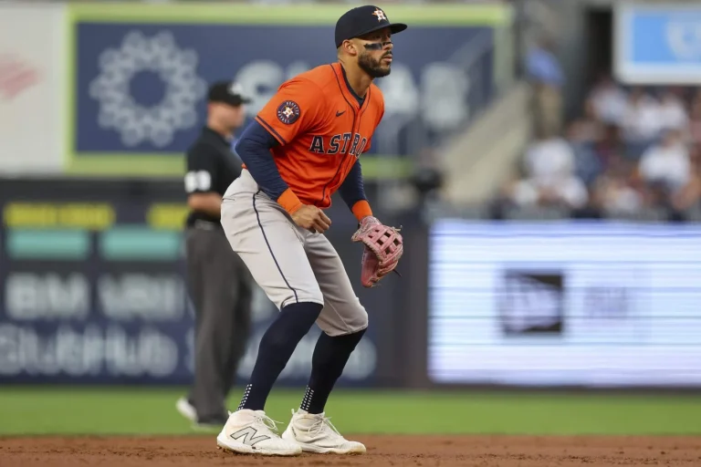 Carlos Correa third base transition