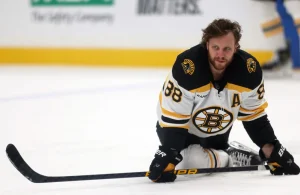 Former NHL Star Declares Charlie McAvoy Key to Bruins’ Comeback Hope in 2025-26 Season