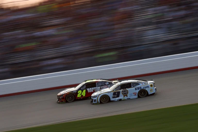 Chase Elliott No 9 sunburn