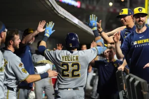 Christian Yelich’s Bold Promise Sparks Historic Brewers Comeback to Beat Reds in Epic 13-Game Win Streak