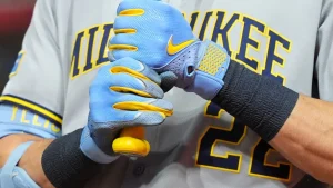 Christian Yelich’s Bold Message to Brewers Amid Losing Streak: “Who Cares? Play the Games”