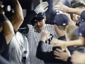 Yankees Face Tough Choice as Cody Bellinger’s Future Hangs in Balance Amid Rising Young Stars