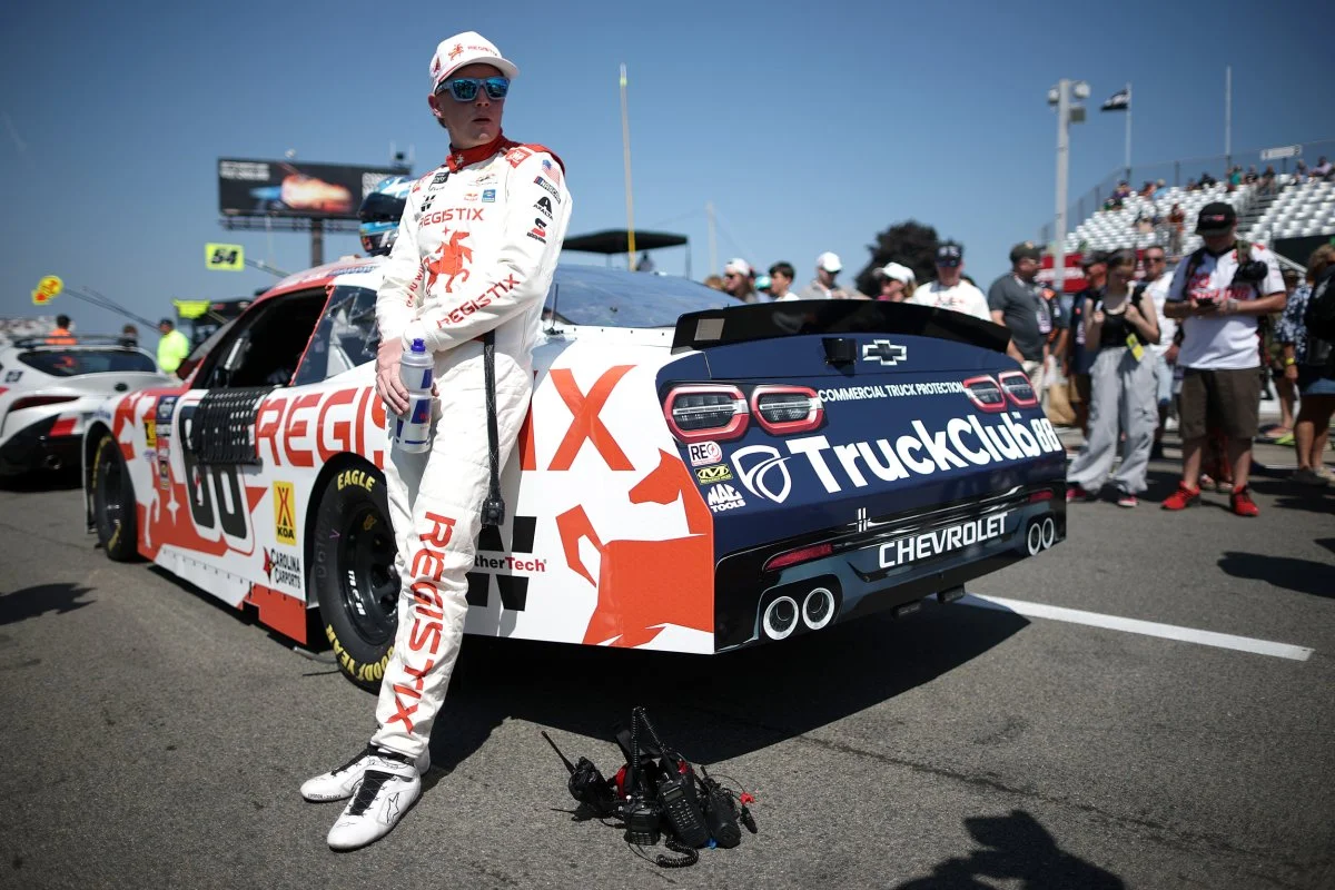 Connor Zilisch Victory Lane fall Connor Zilisch Victory Lane fall