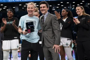Courtney Vandersloot’s Emotional Championship Ring Reunion with Liberty Teammates