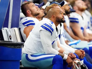 Dak Prescott Poised to Be Favorite for NFL Comeback Player of the Year in 2025 Season