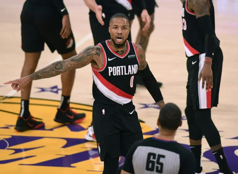 Damian Lillard Blazers MLB Crisis