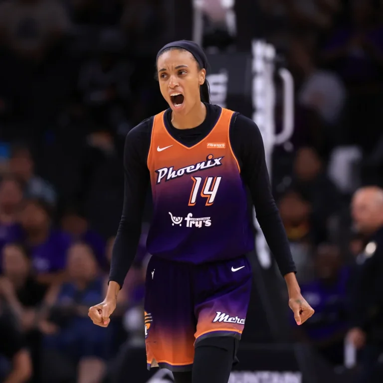 DeWanna Bonner Indiana Fever exit