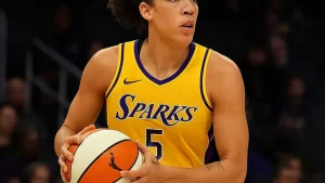 Dearica Hamby’s Quiet Leadership Powers Sparks’ Playoff Push While Drama Steals the Spotlight