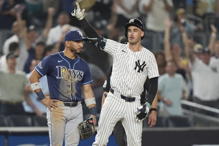 Devin Williams Yankees bullpen struggles