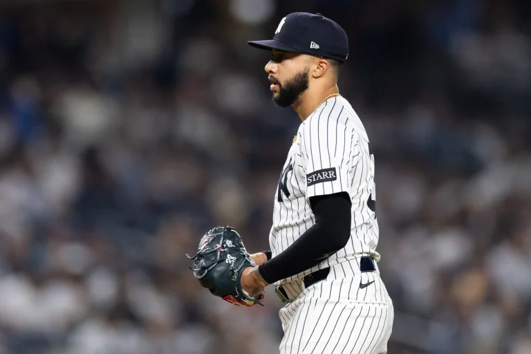 Devin Williams struggles as Yankees closer