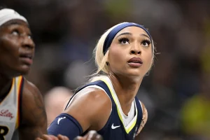 Courtney Williams Drops Wild 4-Word Reaction After DiJonai Carrington’s Shocking WNBA Trade to Minnesota