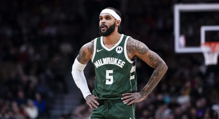 Giannis Antetokounmpo Bucks Future