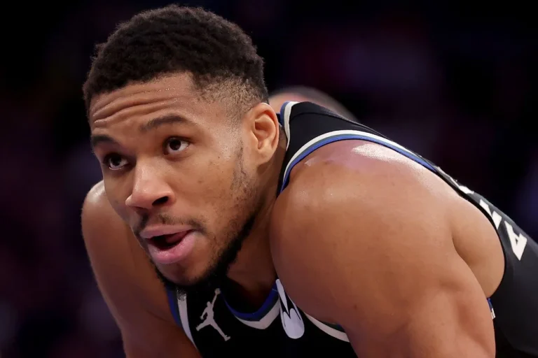 Giannis Antetokounmpo Knicks trade