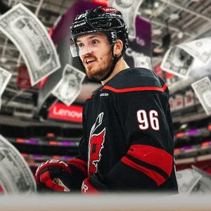 Jack Roslovic NHL Free Agency: Former Jet Linked to Hurricanes Amid New Winnipeg Rivalry