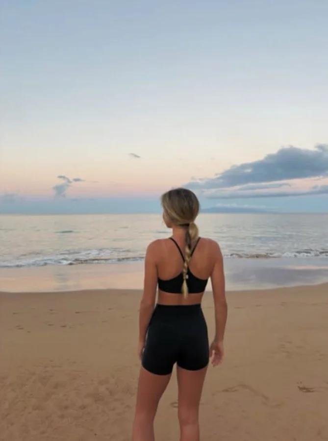 Jackson Holliday wife Chloe workout