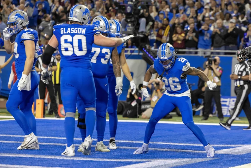 Jahmyr Gibbs electrifying speed agility Jahmyr Gibbs electrifying speed agility