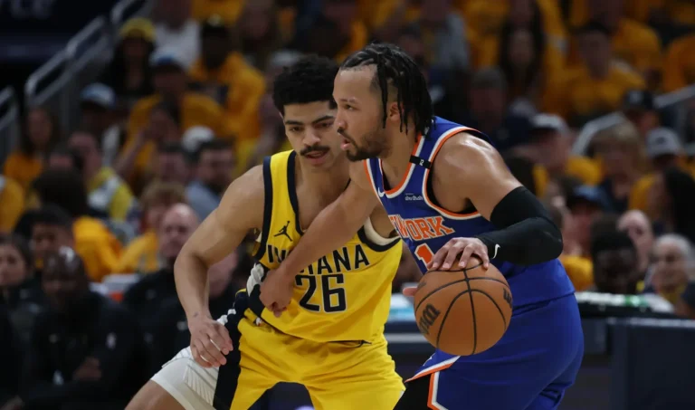 Knicks’ Jalen Brunson Shares Unforgettable Golf Day with Sixers Legend Charles Barkley Knicks’ Jalen Brunson Shares Unforgettable Golf Day with Sixers Legend Charles Barkley