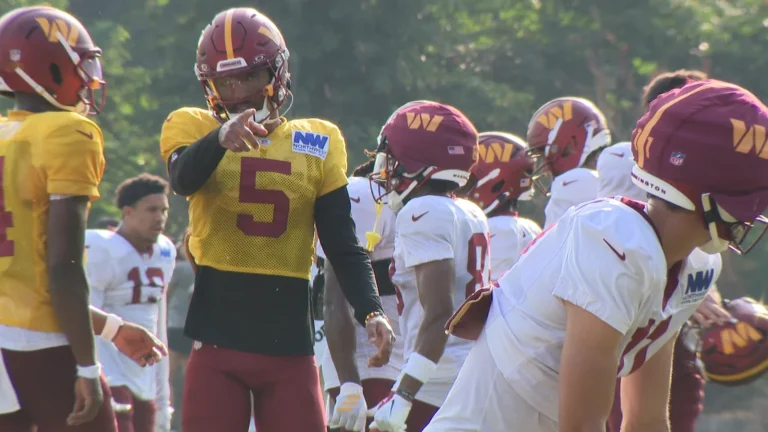 Jayden Daniels Commanders Leadership