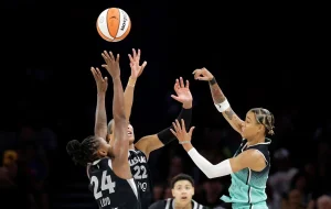 Jewell Loyd’s 21 Off the Bench Powers Aces to Fifth Straight Win Over Liberty