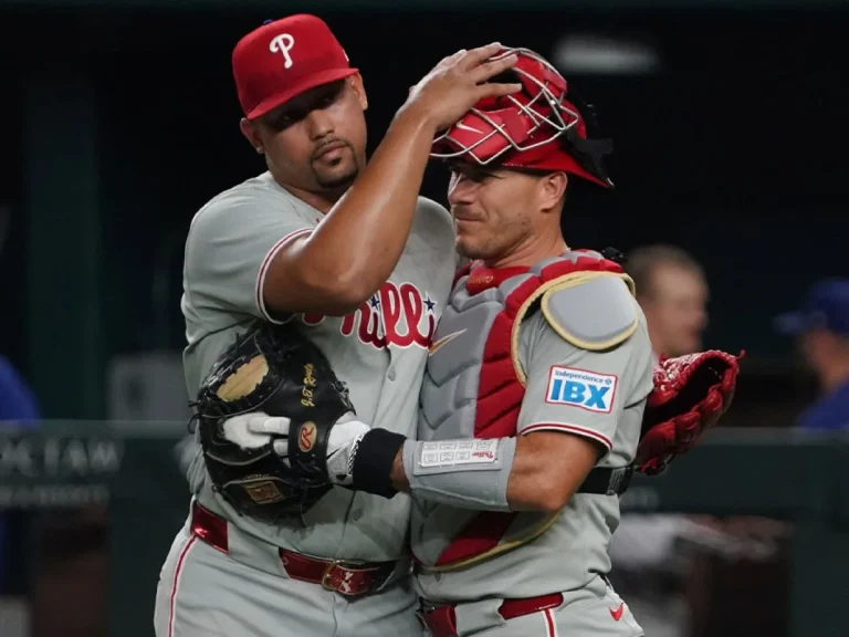 Jhoan Duran Phillies injury scare