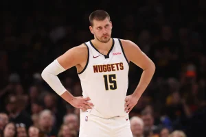 Warriors Eye LeBron Trade Move Amid Jonathan Kuminga Contract Standoff