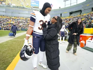 Simone Biles Shows Ultimate Support for Husband Jonathan Owens with Stunning Game-Day Outfit Reveal