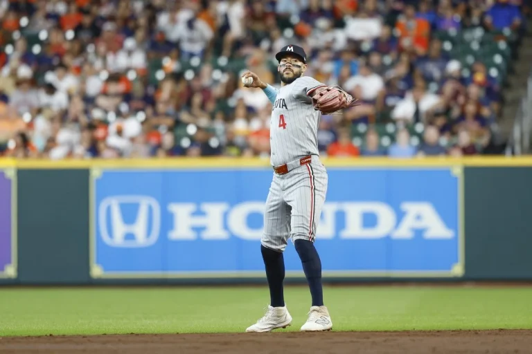 Jose Altuve Carlos Correa Trade