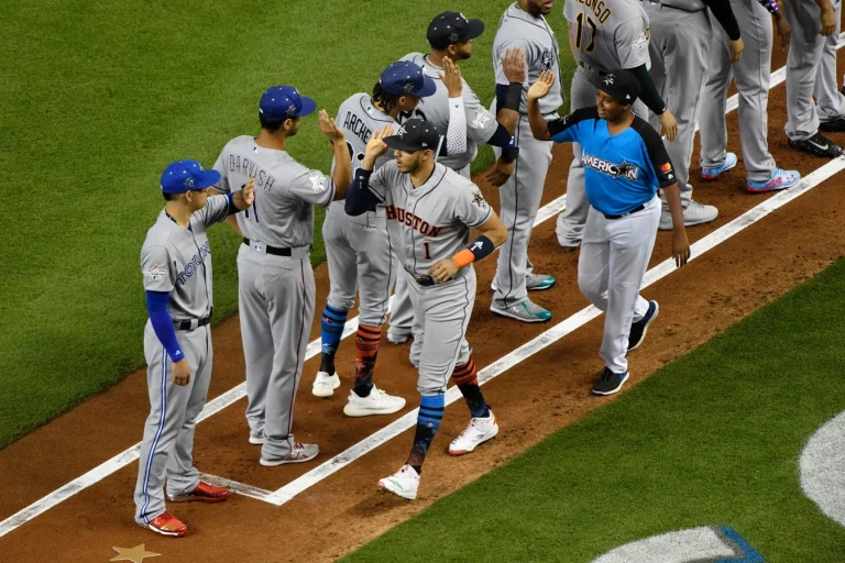 Jose Altuve and Carlos Correa reunion