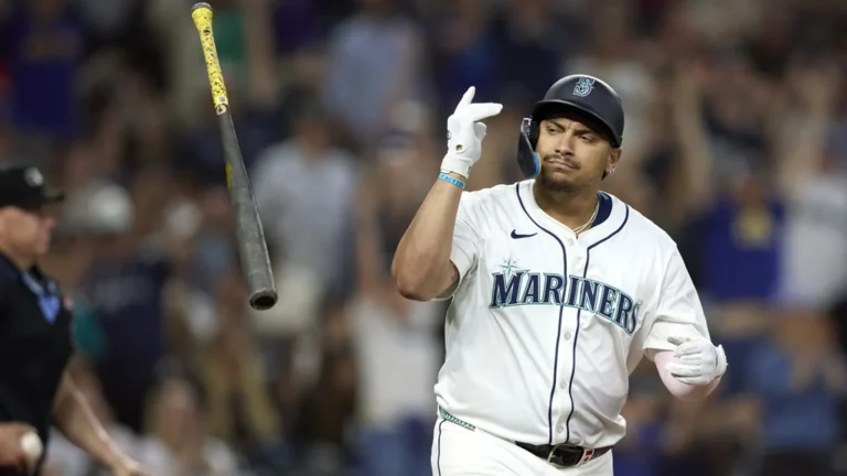 Josh Naylor Mariners offensive impact