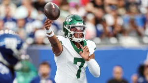 Could Justin Fields Spark a New Era and Revive the Jets’ Struggling Season?