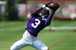 Justin Jefferson to Face Quadruple Teams as Jordan Addison Suspended, Shaking Up Vikings’ 2025 Offense