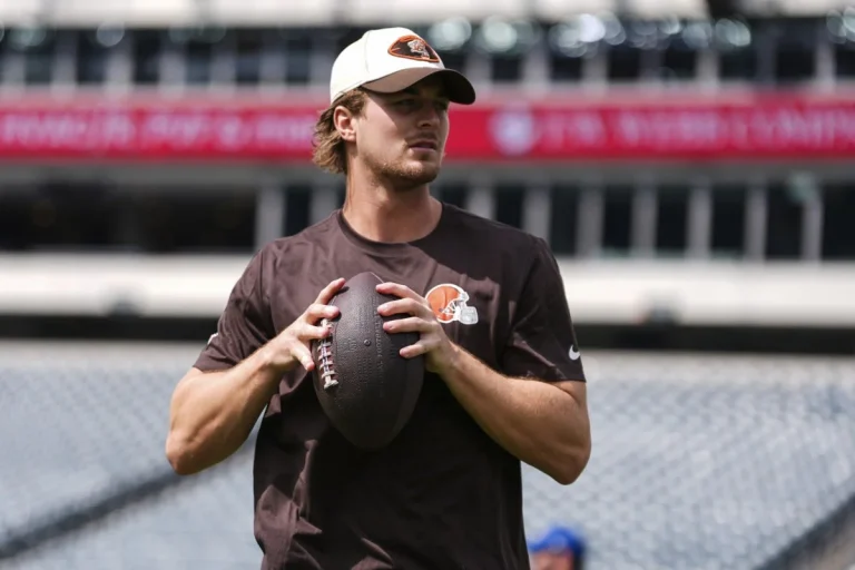 Kenny Pickett NFL trade rumors