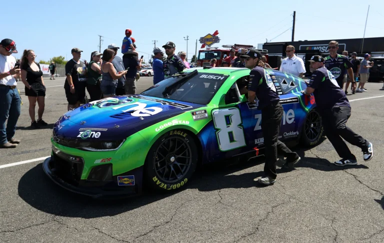 Kyle Busch Richmond wrecking ball