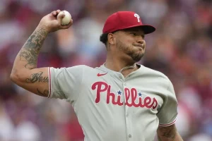 Kyle Schwarber’s 42nd Home Run Sparks Phillies’ Comeback Win Over Reds