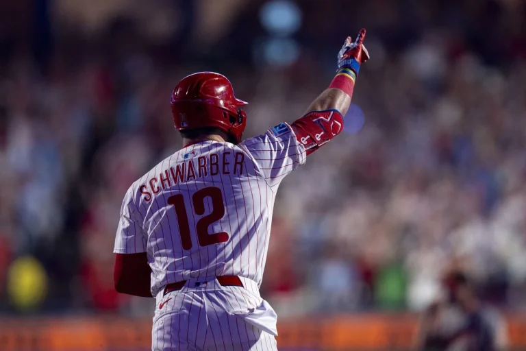 Kyle Schwarber MVP odds