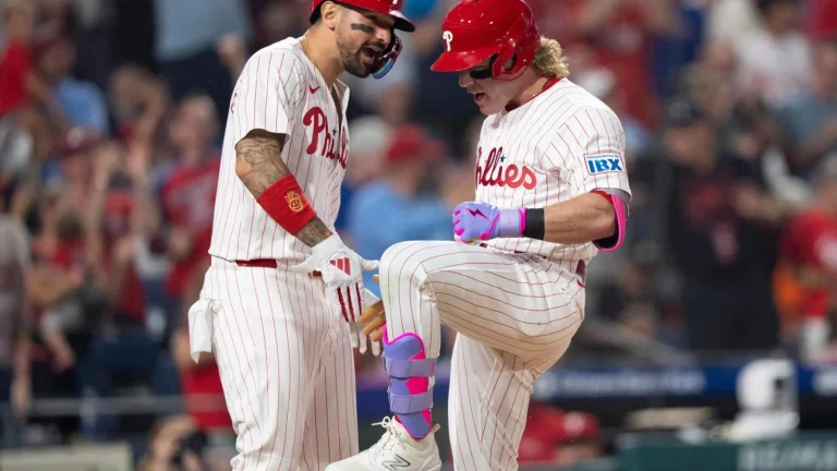 Kyle Schwarber grand slam power