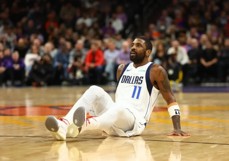 Kyrie Irving Mavericks lineup challenges
