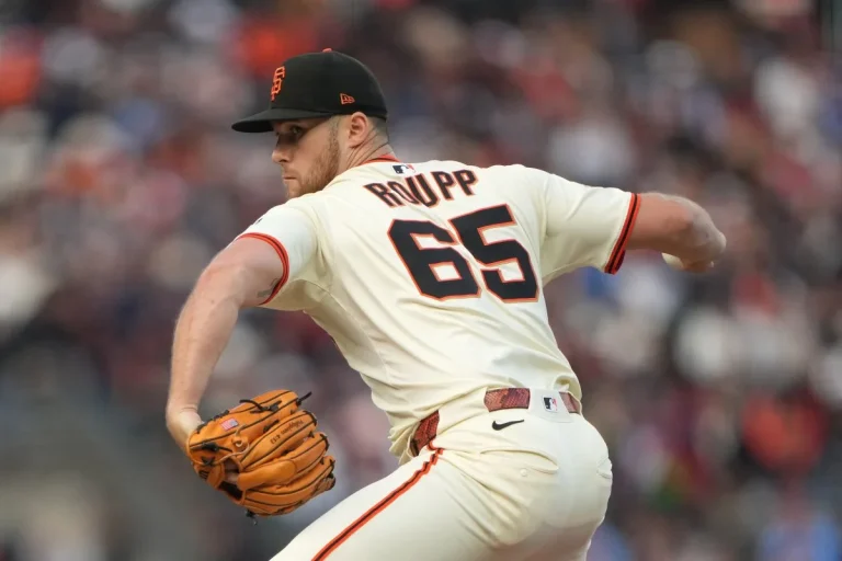 Landen Roupp returns to Giants lineup