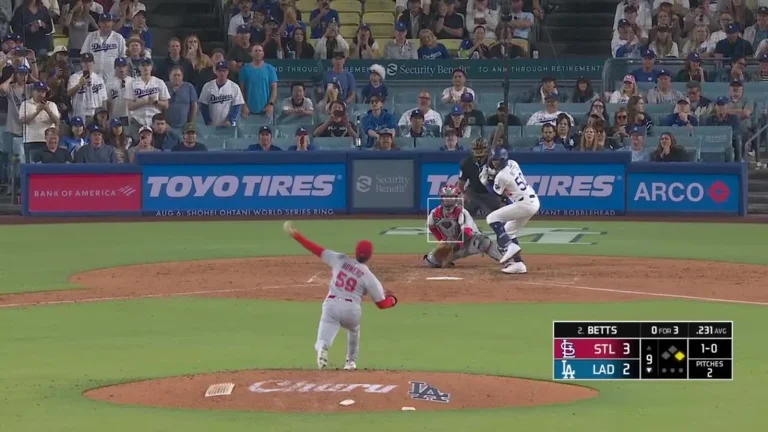 Lars Nootbaar diving catch Dodgers